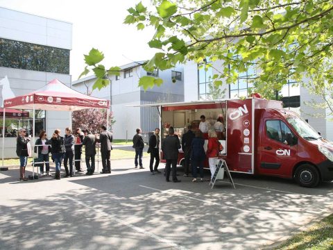 Barnum food truck